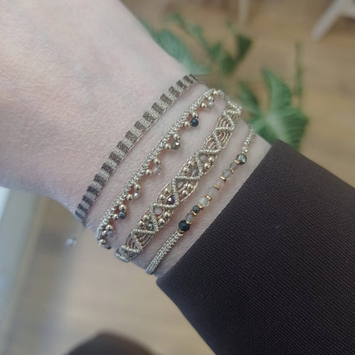 Designed and handwoven to be worn at all times using traditional artisanal handcrafting and techniques that take plenty of time and love  Details:  - Handwoven using Polyester  -Can be worn in the water  - Stainless steel "LeJu London" logo/tag  - Width 3mm