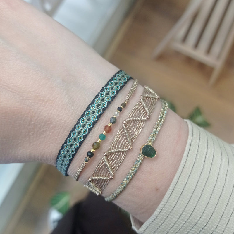 Designed and handwoven to be worn at all times using traditional artisanal handcrafting and techniques that take plenty of time and love  Details:  - Handwoven using Polyester  -Can be worn in the water  - Stainless steel "LeJu London" logo/tag  - Width 5mm