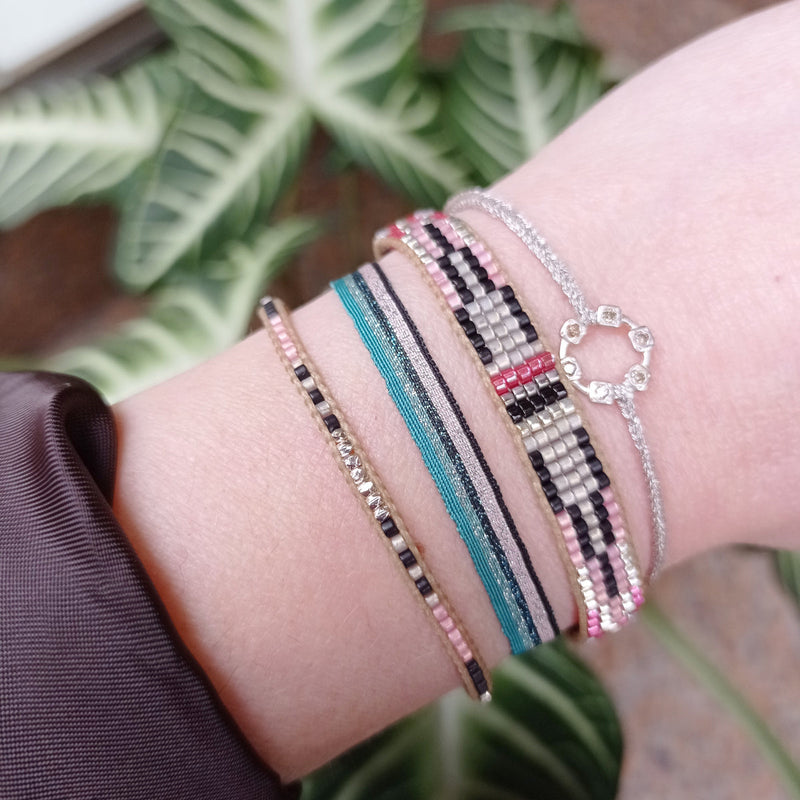 HANDMADE GLASS BEADS BRACELET IN PINK, GREY AND BLACK TONES