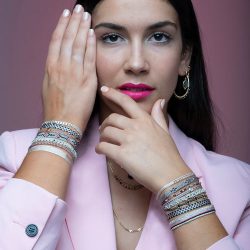 LILAC HANDMADE BRACELET WITH GOLD AND SPINEL STONE
