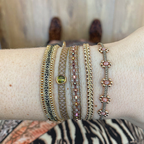 LILAC BRACELET IN SOFT PINK & GOLD