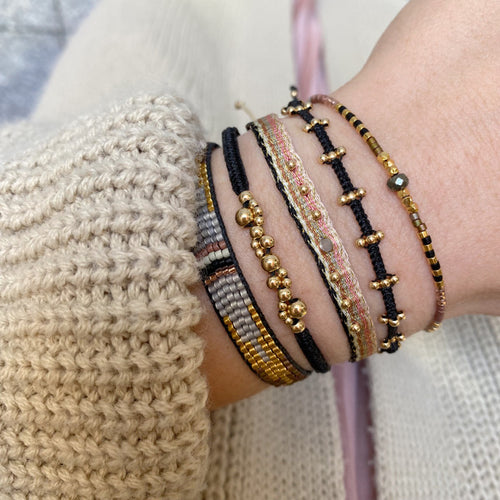 HANDMADE SET OF TWO BEADED BRACELET IN BLACK AND GOLD