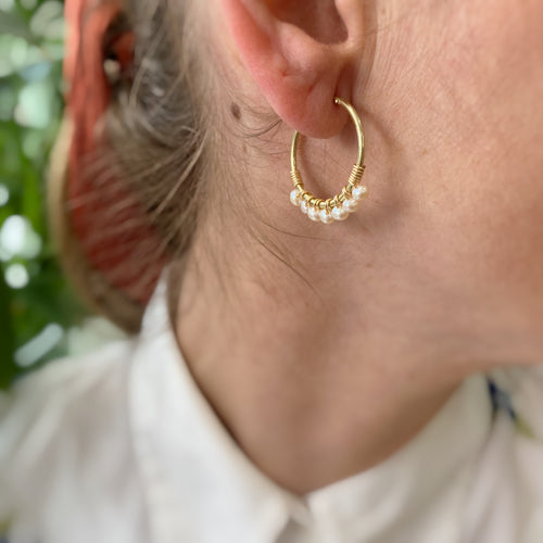 SMALL GOLD KIARA PEARL EARRINGS