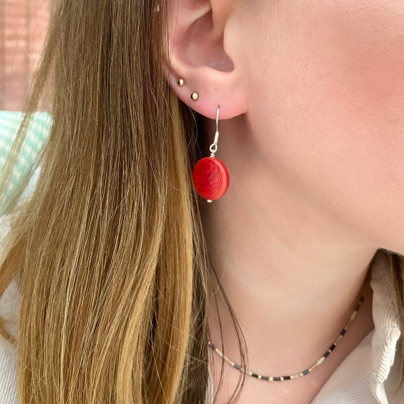 VEGETABLE IVORY EARRING IN RED TONES
