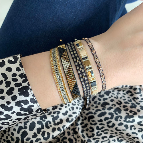 BT BRACELET IN GOLD, BEIGE AND BLACK
