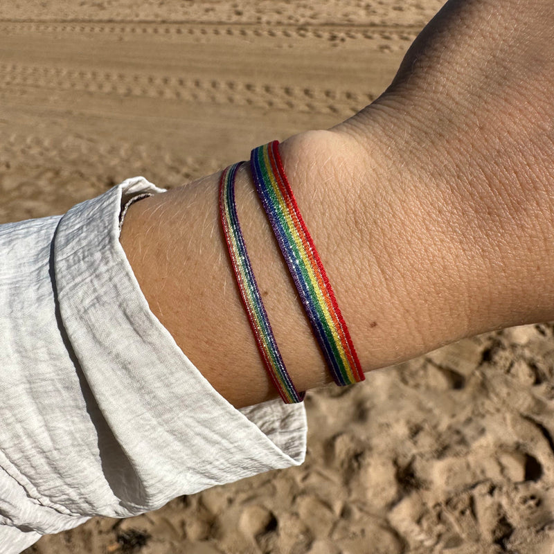 RAINBOW HANDMADE BRACELET IN SHINNY SILVER
