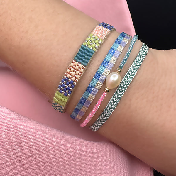 Designed and handwoven to be worn at all times using traditional artisanal handcrafting and techniques that take plenty of time and love  Details:  - Handwoven using Polyester  -Can be worn in the water - Width 3mm
