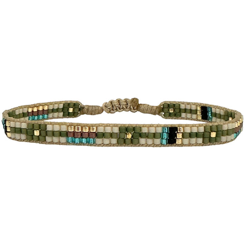 This cool bracelet is handwoven by our team of artisans in Colombia using Japanese glass beads.   Wear it with your favourite accessories !  Details:      Women Bracelet     Japanese glass beads     Handwoven adjustable bracelet     Width 5mm     Can be worn in the  water