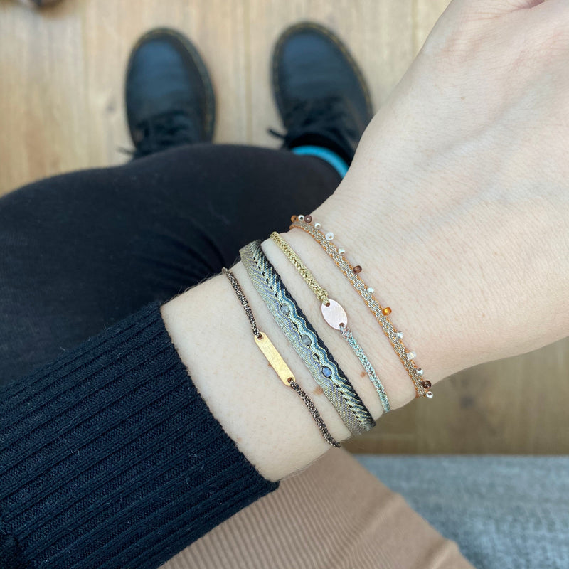 HANDWOVEN BRACELET WITH THREE SMOKY QUARTZ STONES