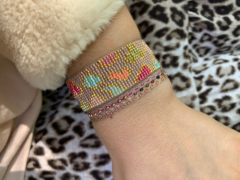 LEOPARD BRACELET IN PINK & GOLD TONES