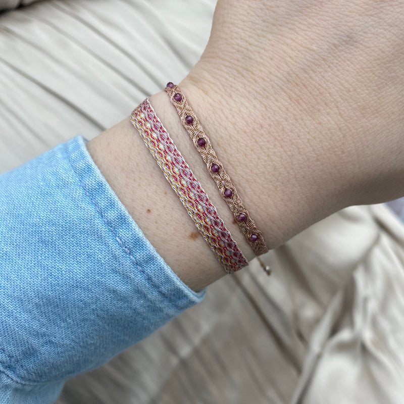 BASIC HANDWOVEN BRACELET IN TONES OF LILAC & YELLOW