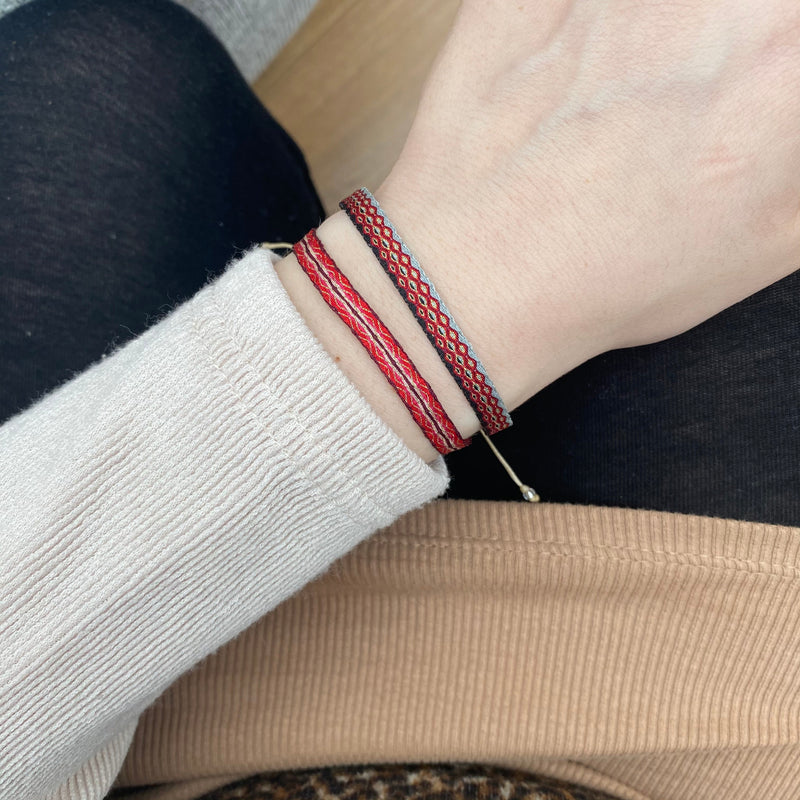 BASIC HANDWOVEN BRACELET IN RED, GREY, BLACK & GOLD