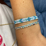 CHIC BRACELET IN BEIGE AND BLUE TONES