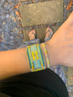 SUMMER BRACELET IN VIBRANT COLORS