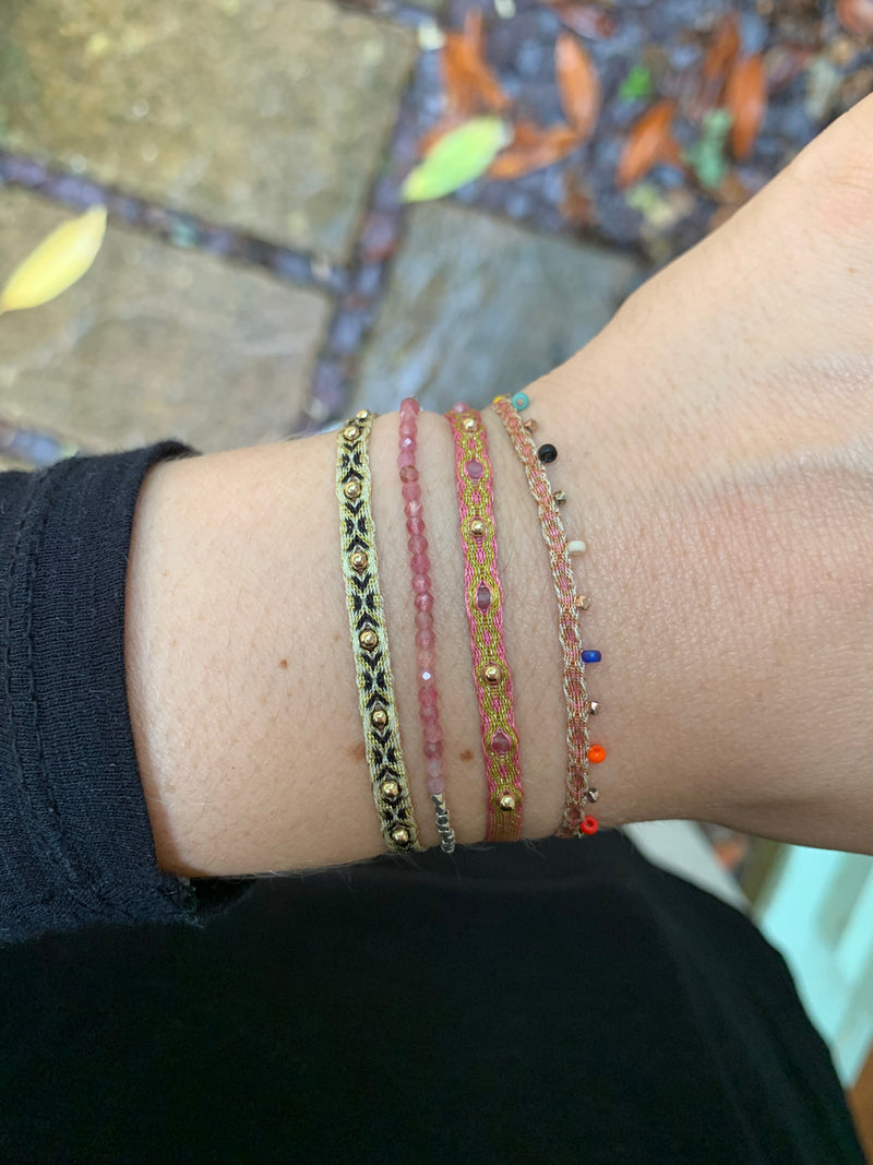 COLORS BRACELET IN PINK AND GOLD TONES