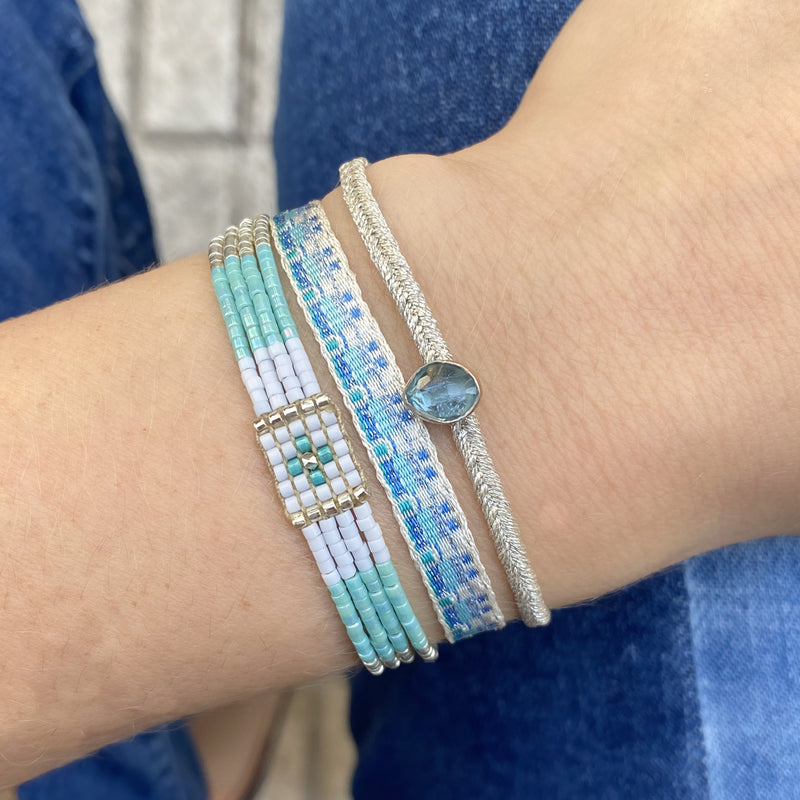 HANDMADE BASIC BRACELET UN BLUES AND CREAM