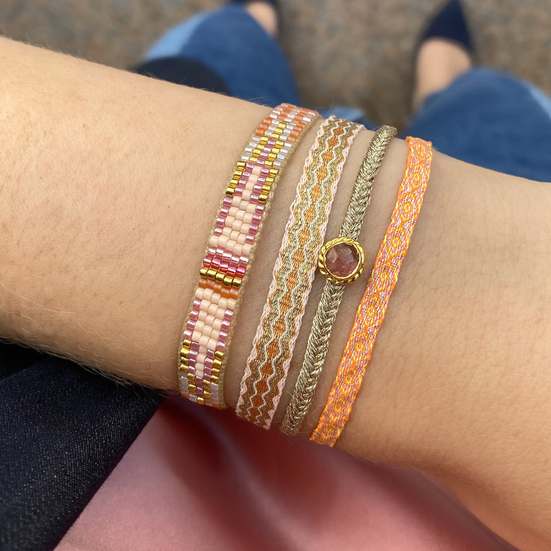 BASIC HANDWOVEN SPARKLE BRACELET IN PALE PINK, GOLD AND ORANGE